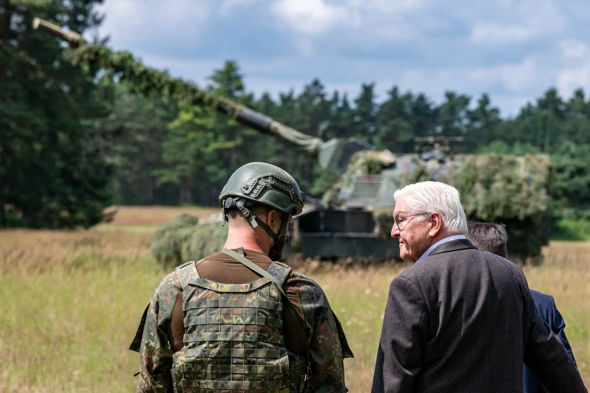 Πού πάνε τα όπλα της Γερμανίας – Εκτόξευση 260% για τη μετοχή της αμυντικής Rheinmetall