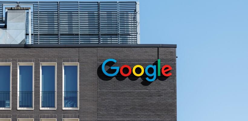 Alphabet: Είναι η πιο πολύτιμη εταιρεία - Στο κατώφλι των $3 τρισ. με ώθηση από την AI