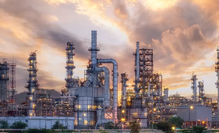 Πέφτει η τιμή του πετρελαίου λόγω της υγειονομικής κρίσης στην Κίνα