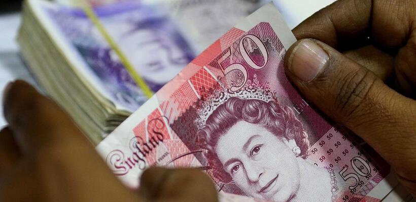 Bloomberg: Οι πλούσιοι έγιναν πλουσιότεροι με τη νίκη Τζόνσον