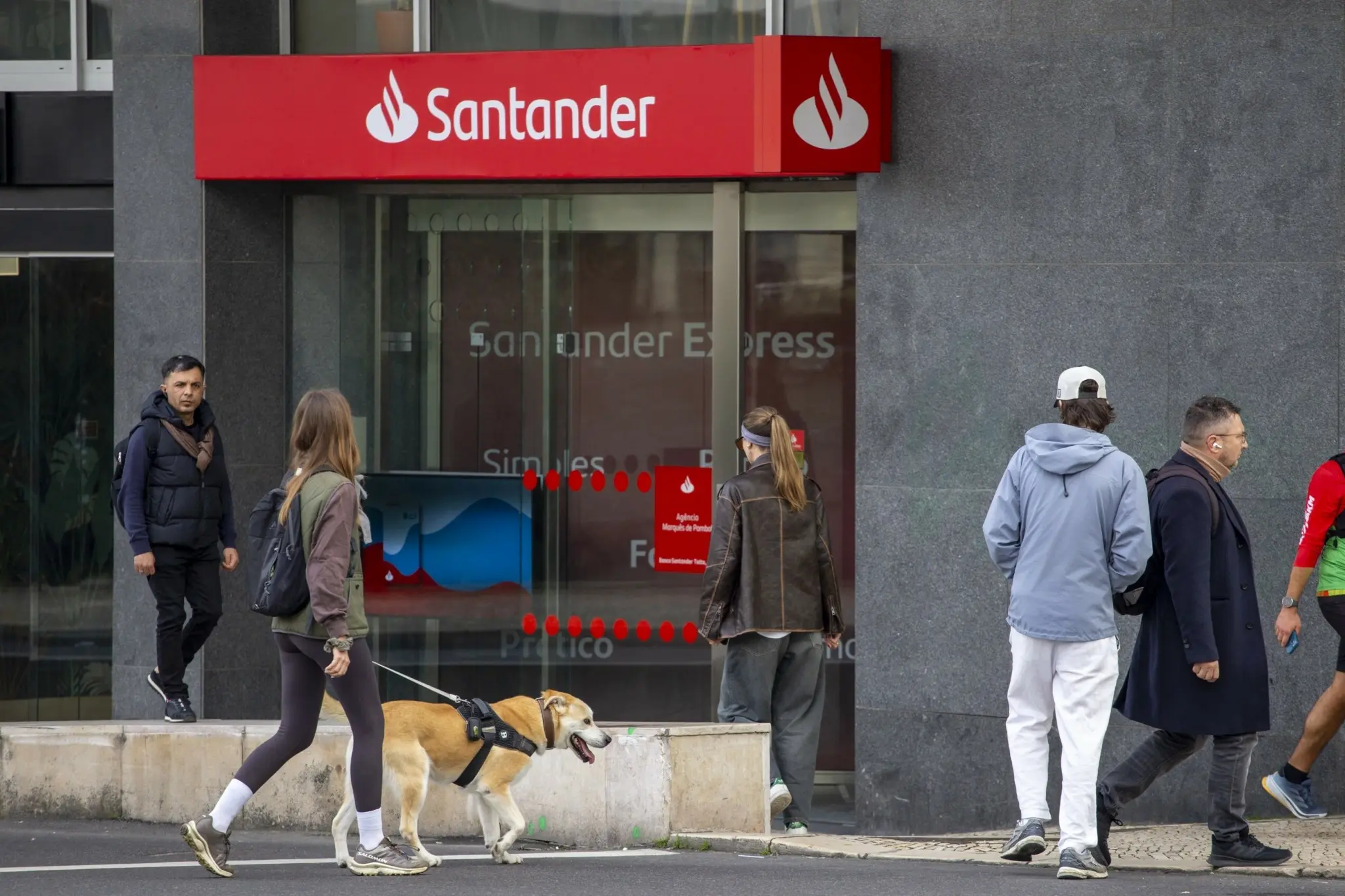 Beyond Wealth: Τα νέα γραφεία της Santander στο Μαϊάμι και την Ελβετία για υπερπλούσιους πελάτες
