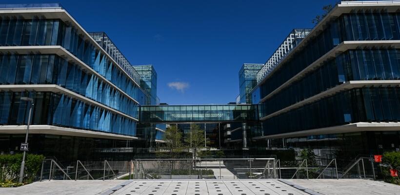 Meta: Υψηλές προσδοκίες για τα κέρδη εν μέσω εμπορικών πιέσεων