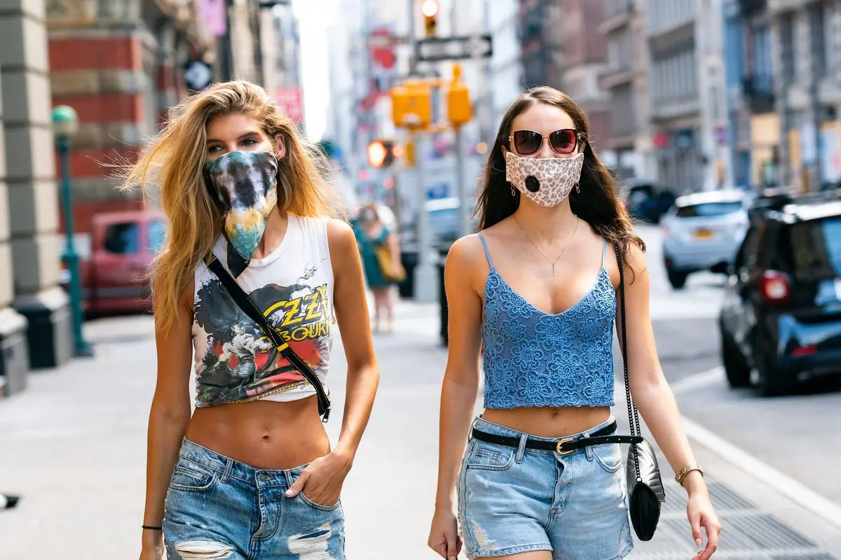 Μάσκες υψηλής ραπτικής και ρομποτικής