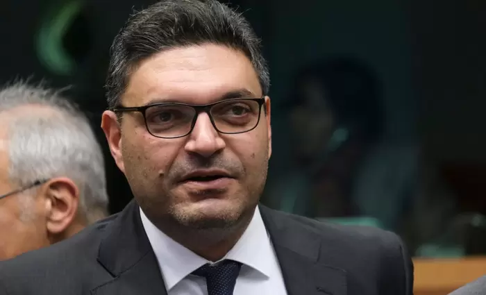 ΥΠΟΙΚ στο Bloomberg: Ο ESM ακολουθεί μια πιο ρεαλιστική προσέγγιση για το χρέος