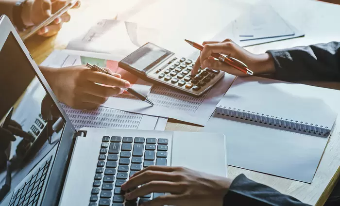 Χρηματοοικονομικά 