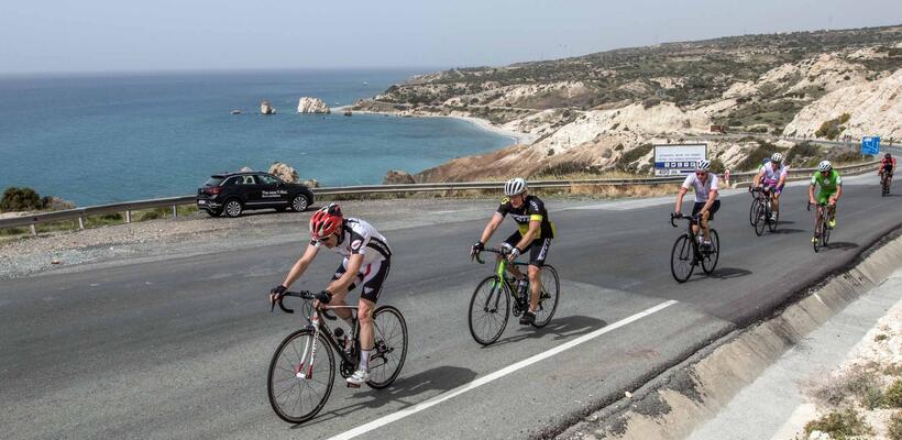 Εξερευνώντας την Κύπρο στους δύο τροχούς