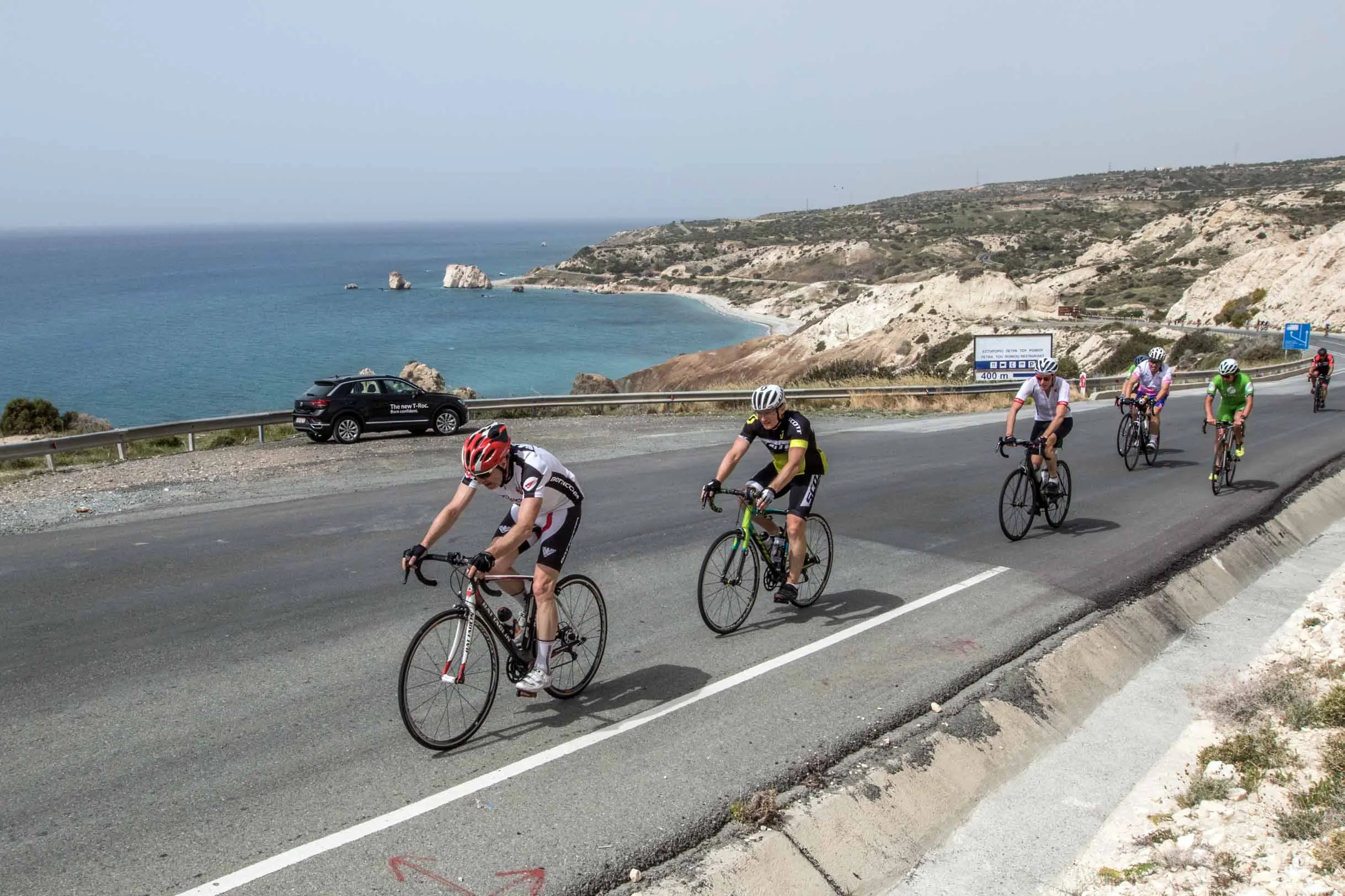 Εξερευνώντας την Κύπρο στους δύο τροχούς