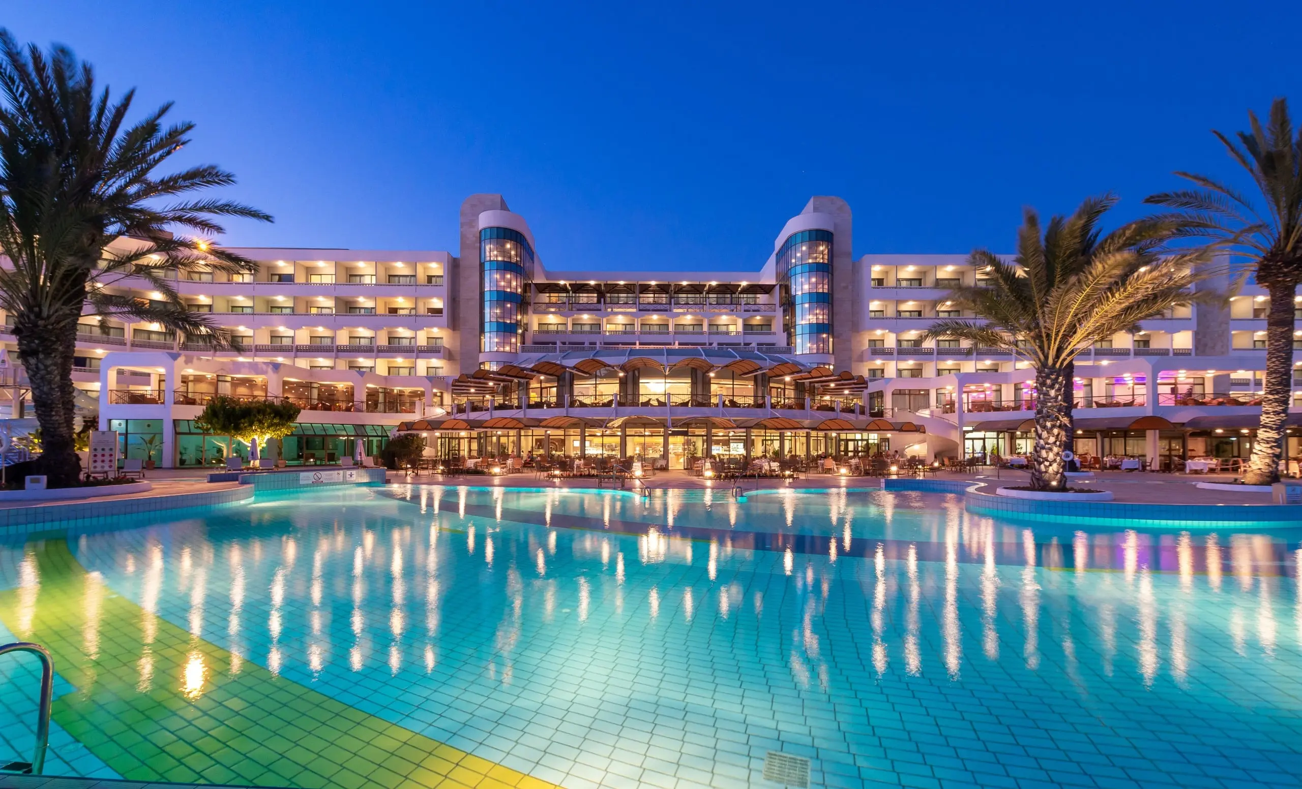 «Καλύτερη Ξενοδοχειακή Αλυσίδα 2025» η Constantinou Bros Hotels
