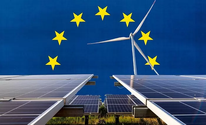 Κομισιόν: Υποχρεωτικά τα φωτοβολταϊκά στις στέγες όλων των κτιρίων