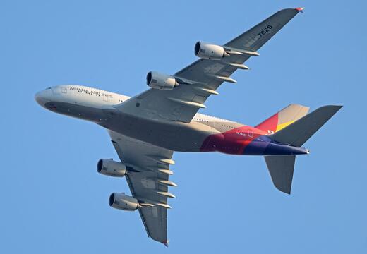 Αεροπορικές εταιρείες στην Ασία αυξάνουν τις τιμές στα εισιτήρια - Σενάρια για καθήλωση αεροσκαφών