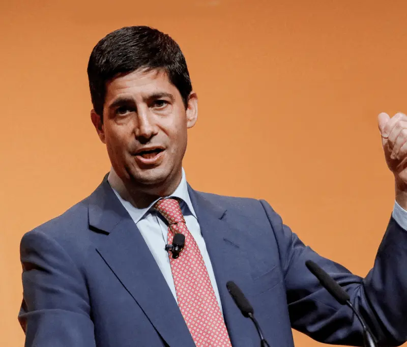 Fed: Εμπόδια στην επικύρωση του Κέβιν Γουόρς ως προέδρου - Η ξαφνική αναβολή