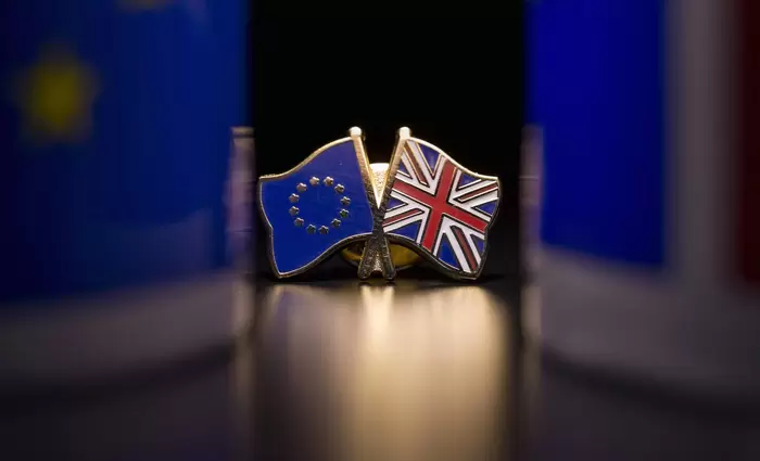 Μουδιασμένοι οι Βρετανοί τουρίστες για Κύπρο λόγω αβεβαιότητας