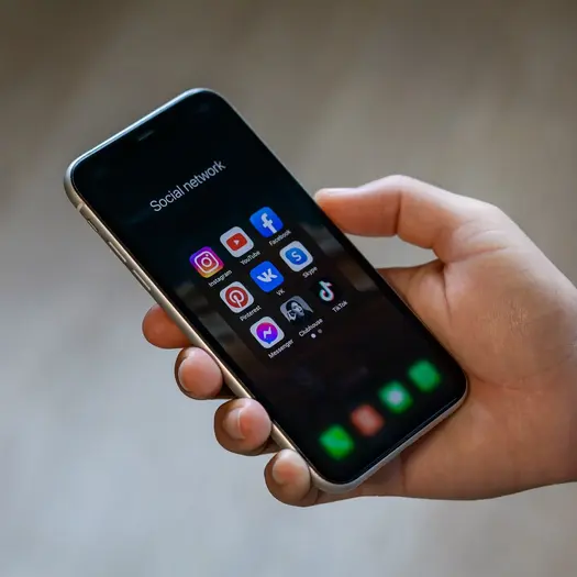 Βρετανία: Οι βουλευτές απέρριψαν την απαγόρευση των social media για παιδιά κάτω των 16 ετών