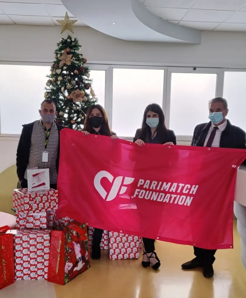Δώρα στο Παιδοογκολογικό του Μακάρειου Νοσοκομείου από το Parimatch Foundation