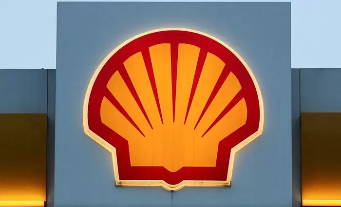 Shell – TotalEnergies κηρύσσουν «ανωτέρα βία» στην παράδοση LNG σε πελάτες τους
