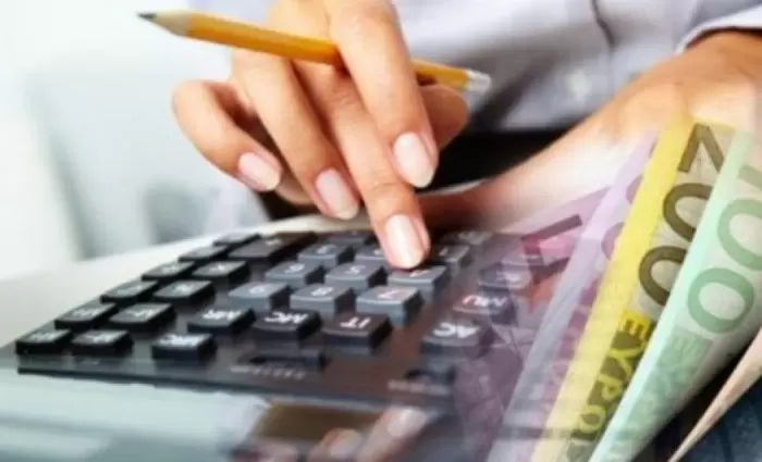 Καταβολή φόρων σε δόσεις προτείνει το ΚΕΒΕ