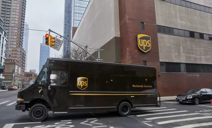 UPS: Ανακαλεί τις ετήσιες προβλέψεις της λόγω οικονομικής αβεβαιότητας