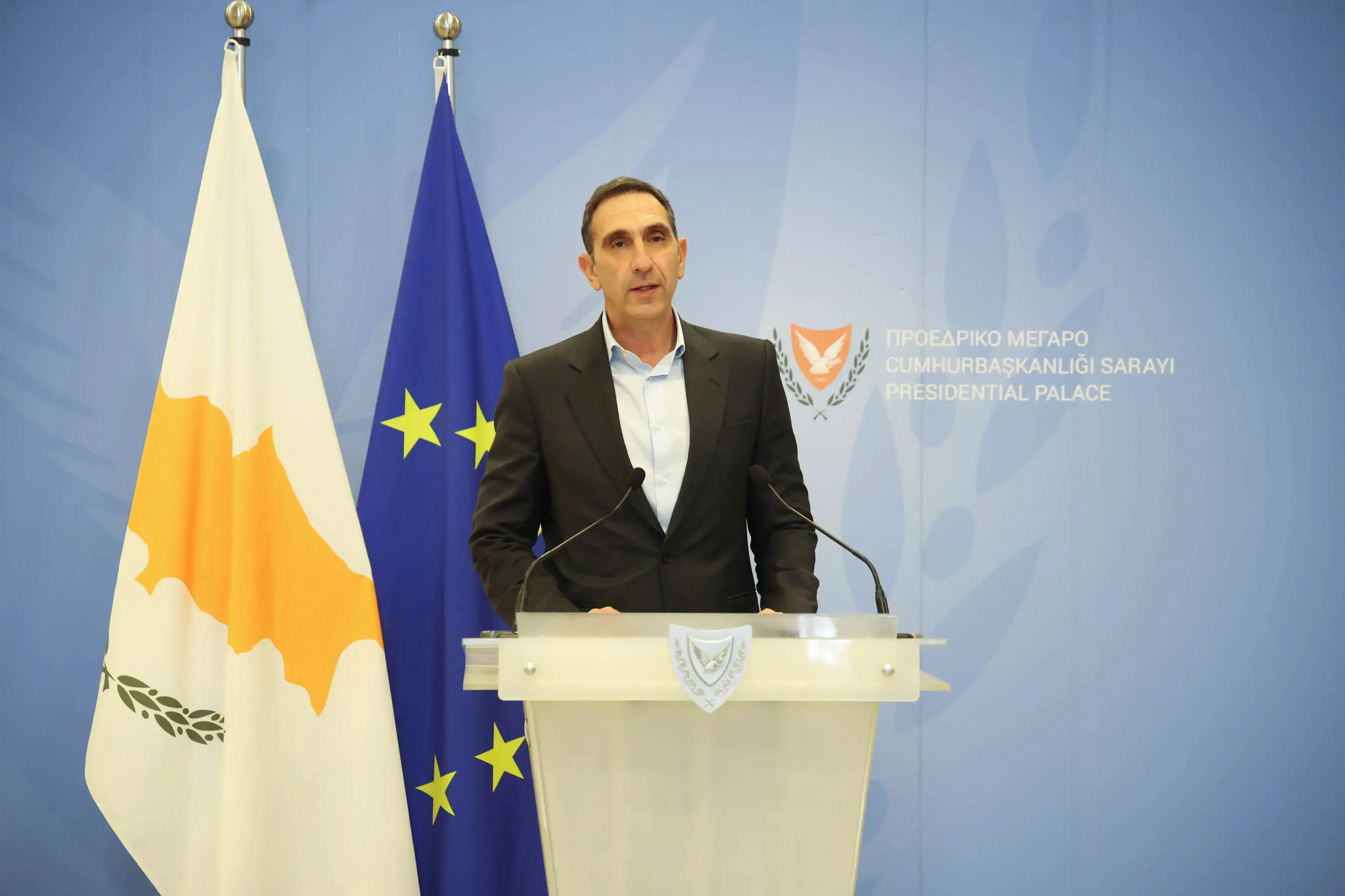 ΥΠΕΣ: Επέκταση του σχεδίου επιδότησης για νεαρά ζευγάρια - Πέραν των 1000 αιτήσεων