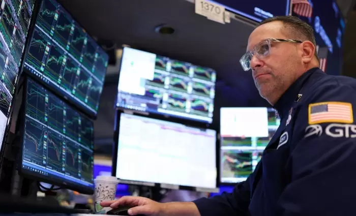 Wall Street: Πληθωρισμός και πετρέλαιο πιέζουν τους δείκτες – Πλήγμα για τον τεχνολογικό τομέα