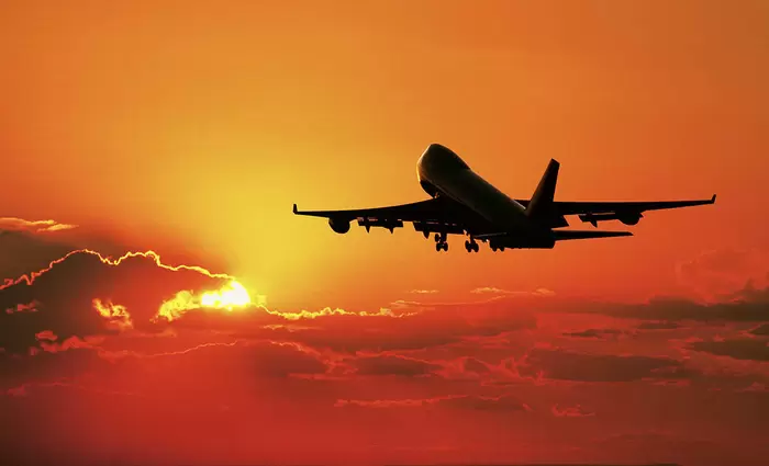 Πόσοι επιβάτες συνολικά μετακινήθηκαν με αεροπλάνο το 2018;