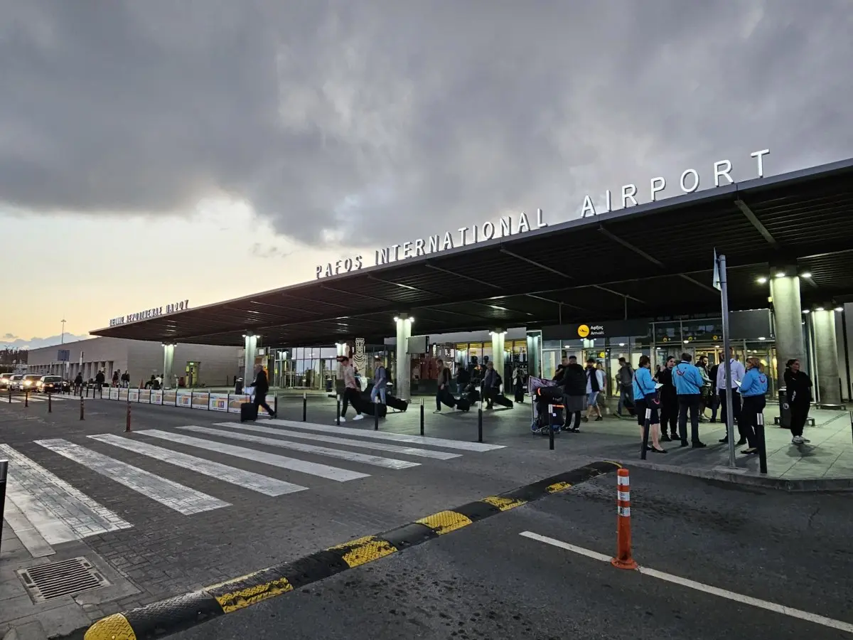 Κυκλοφοριακές αλλαγές στην είσοδο του Αεροδρομίου Πάφου λόγω έργων