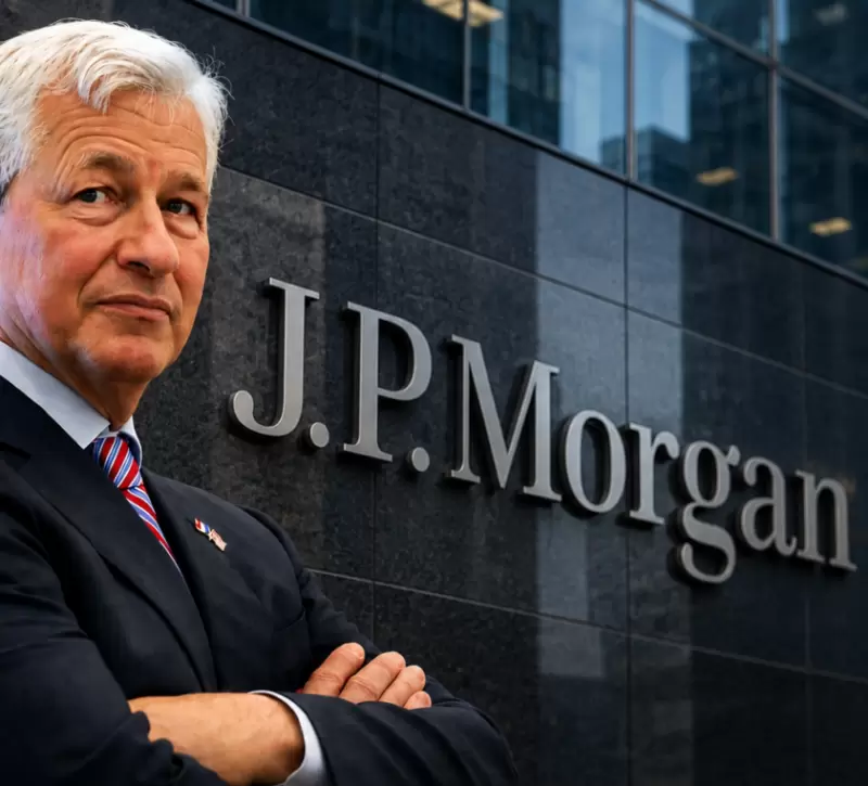 JPMorgan: Απρόσμενη πτώση στα έσοδα από συναλλαγές ομολόγων – «Καμπανάκι» Ντάιμον για επιτόκια και πληθωρισμό