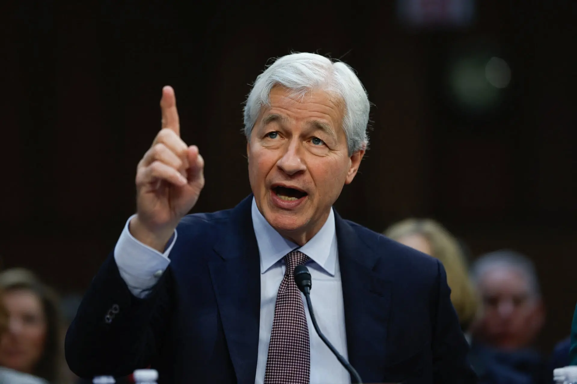 Η JP Morgan θα επανεξετάσει το mega project της στο Λονδίνο εάν «πέσει» ο Κιρ Στάρμερ