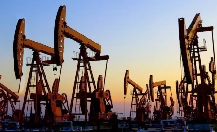 Πετρέλαιο: Υποχωρεί κάτω από τα $106 το Brent μετά το άλμα 6% – Φόβοι για νέα διαταραχή στην προσφορά