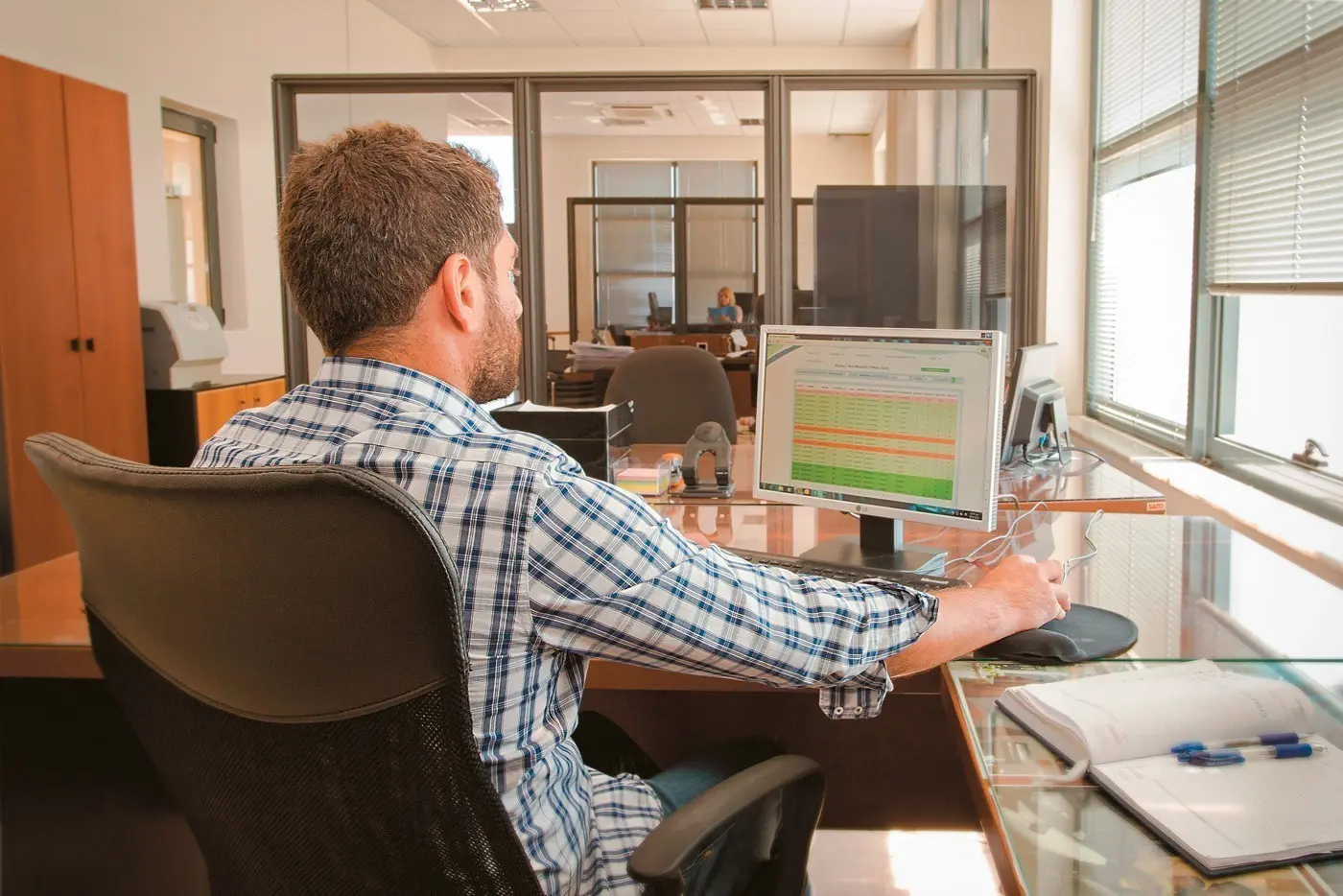 Η σιωπηρή παραίτηση υποχωρεί: Οι εργαζόμενοι διεκδικούν πλέον πιο ανοιχτά αλλαγές στην αγορά εργασίας