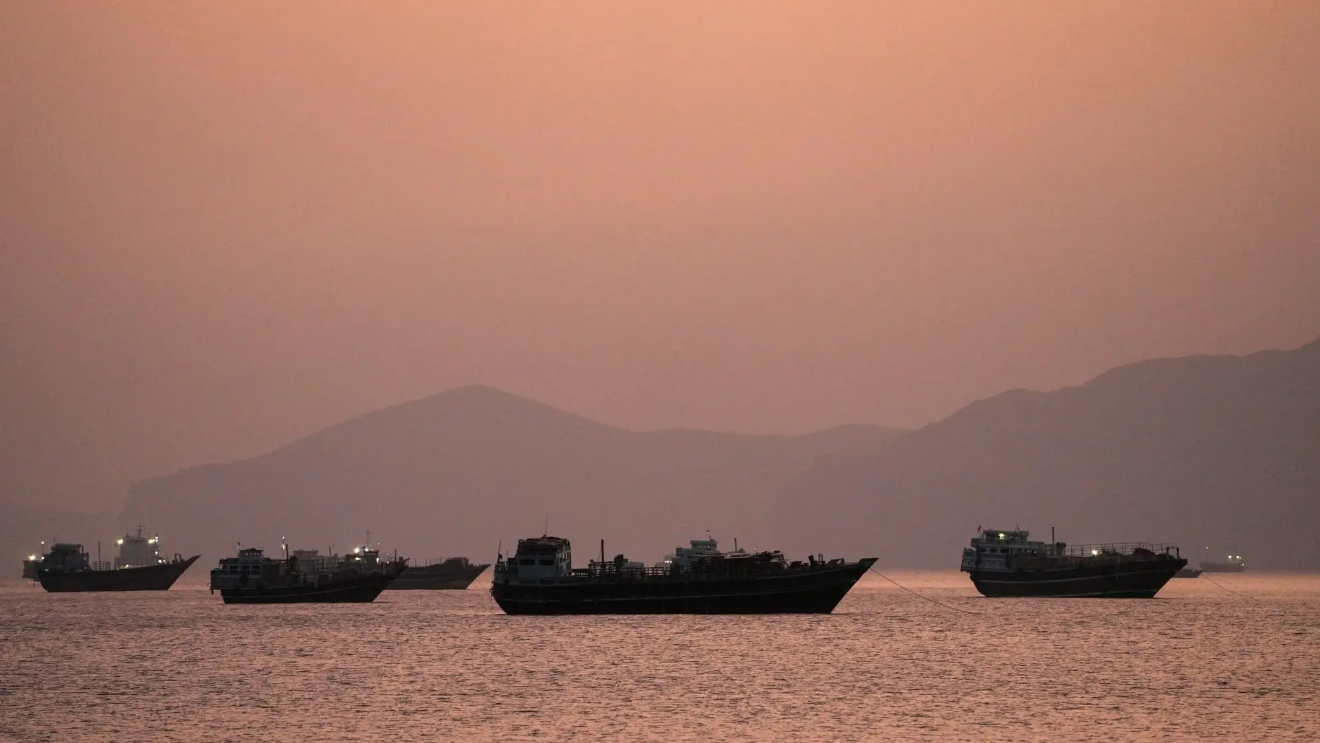 Πετρέλαιο: Από τον εφιάλτη στα $85 – Τι αλλάζει εάν ανοίξουν τα Στενά του Ορμούζ