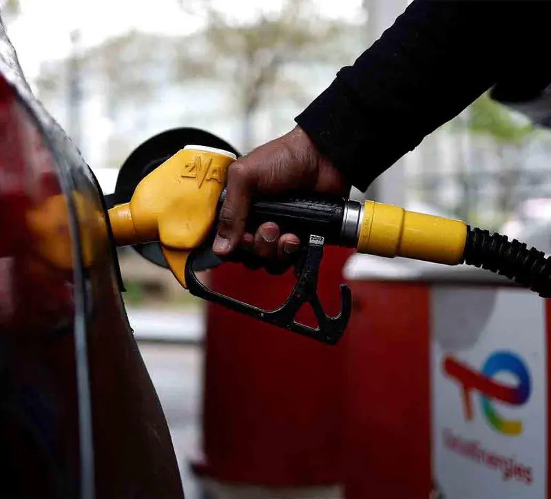 Τηλεργασία και Κυριακές χωρίς ΙΧ στις προτάσεις της ΕΕ λόγω αυξήσεων σε πετρέλαιο και φυσικό αέριο