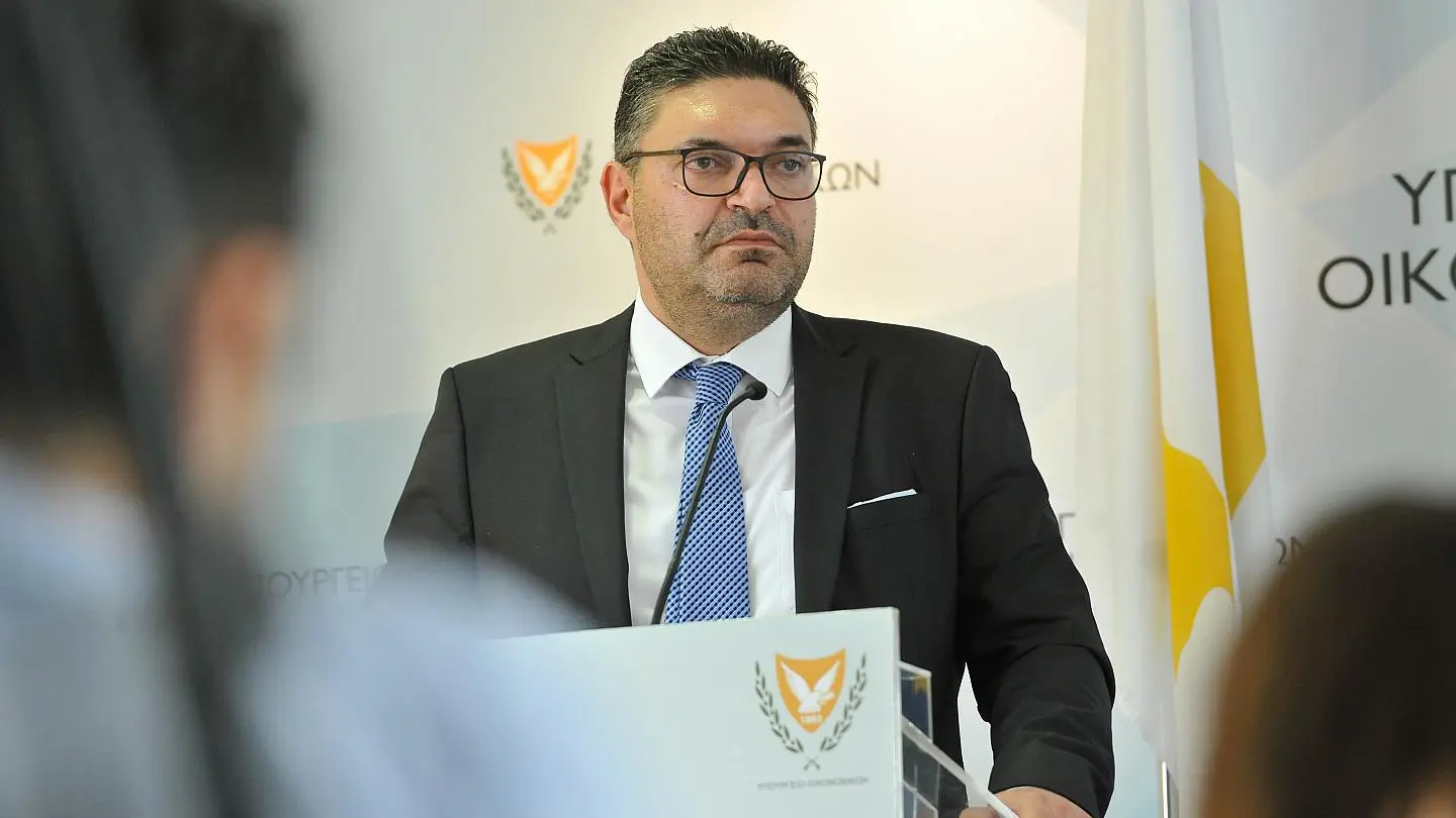 Πετρίδης: Κυρώσεις κατά Ρώσων ολιγαρχών χωρίς εκπτώσεις