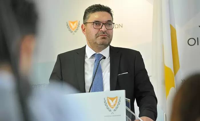 Πετρίδης: Κυρώσεις κατά Ρώσων ολιγαρχών χωρίς εκπτώσεις