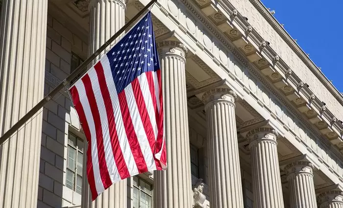 Κατεβάζει ταχύτητα η αμερικανική οικονομία