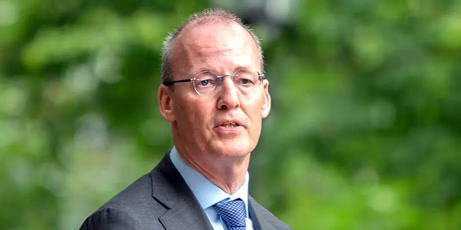 Ανοικτό το ενδεχόμενο για νέες αυξήσεις επιτοκίων - Προειδοποιητικές βολές από Κνοτ