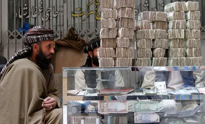 Πρόσω ολοταχώς σε capital controls το Αφγανιστάν