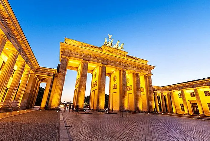 Η Γερμανία ανοίγει τις πύλες της για εμβολιασμένους