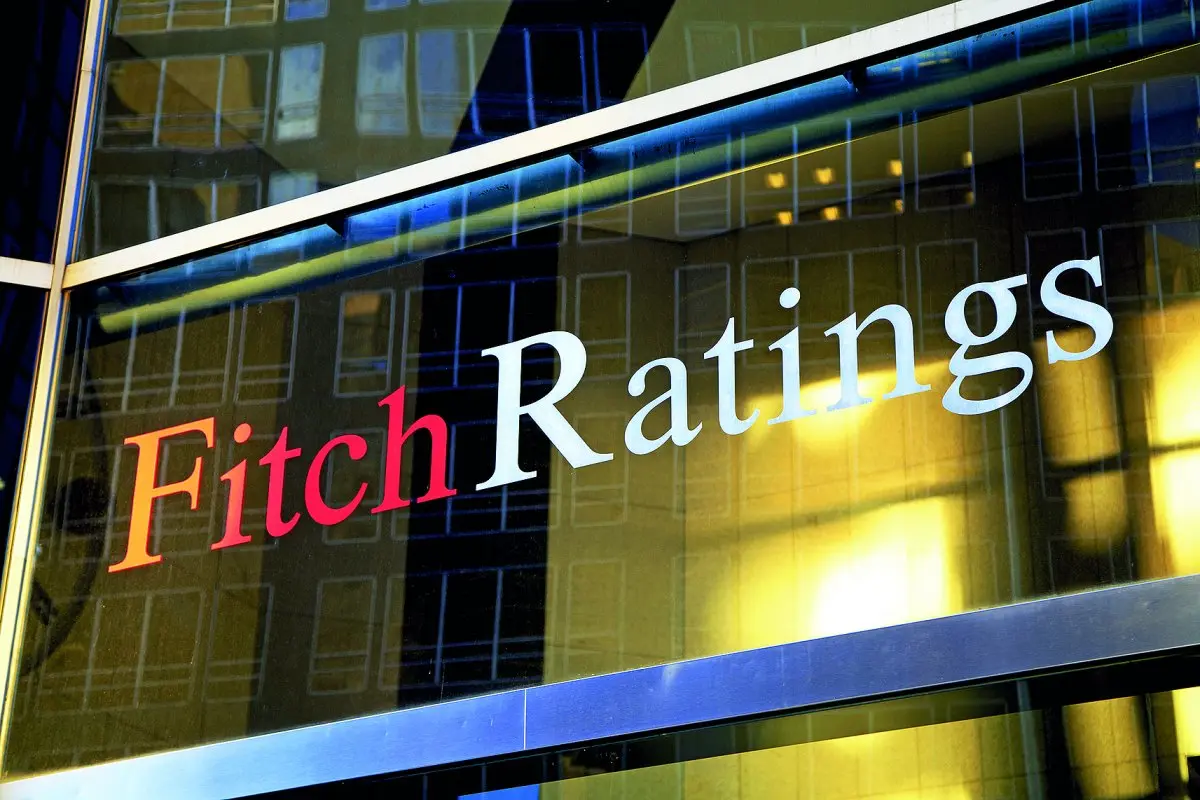 Fitch: Πιστωτικά θετική η συγχώνευση DB και Commerzbank υπό προϋποθέσεις