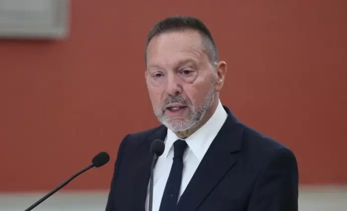 Στουρνάρας: Προειδοποιεί για αύξηση επιτοκίων από την ΕΚΤ αν επιμείνουν οι υψηλές τιμές πετρελαίου