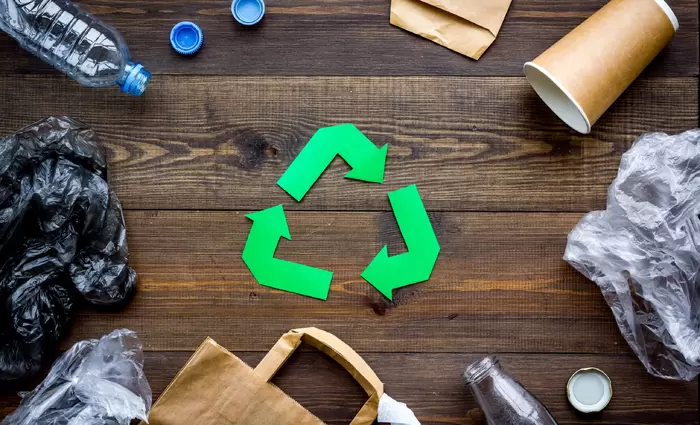 «Πληρώνω όσο πετώ»: Αντί μείωση αύξηση €140 το χρόνο για τα νοικοκυριά