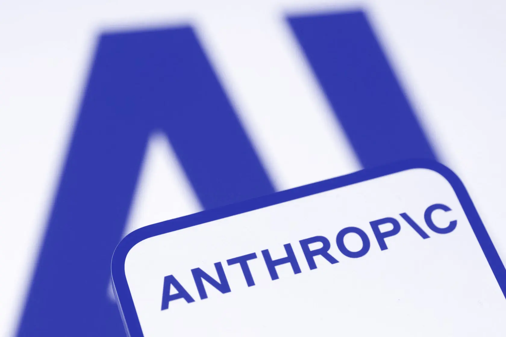 Τεχνητή Νοημοσύνη: Το Mythos της Anthropic μπαίνει στις βρετανικές τράπεζες