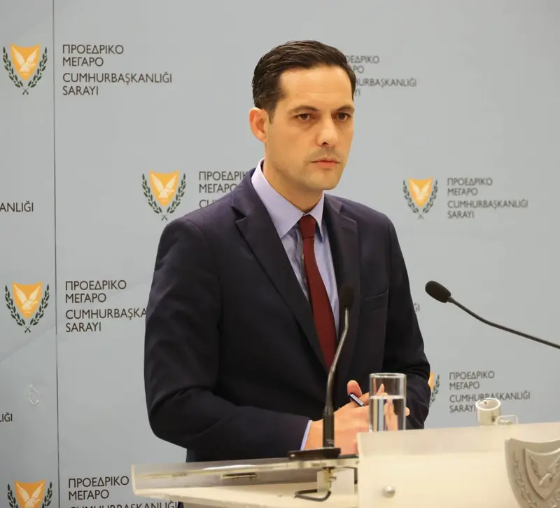 Παγώνει η απεργία των ωρομίσθιων μετά τη συνάντηση με Χριστοδουλίδη
