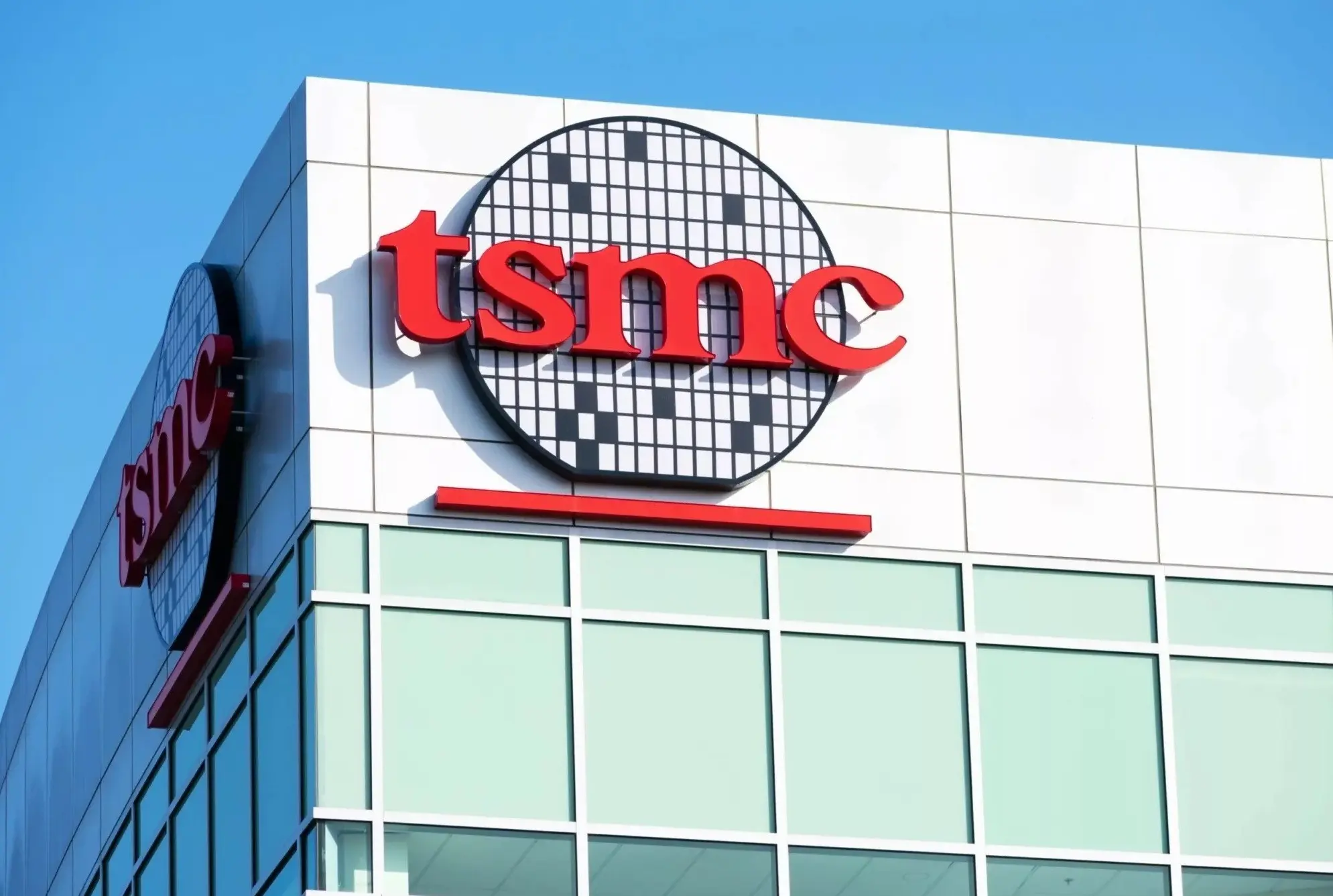 TSMC: Άλμα 58% στα κέρδη εν μέσω πολέμου και έκρηξης AI – Στα $18 δισ. τα κέρδη τριμήνου