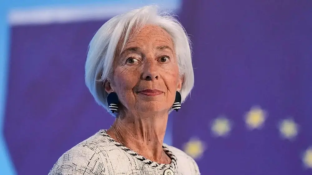 Η επιτροπή προσωπικού ΕΚΤ καλεί τη Λαγκάρντ να ξεκαθαρίσει πότε σκοπεύει να αποχωρήσει