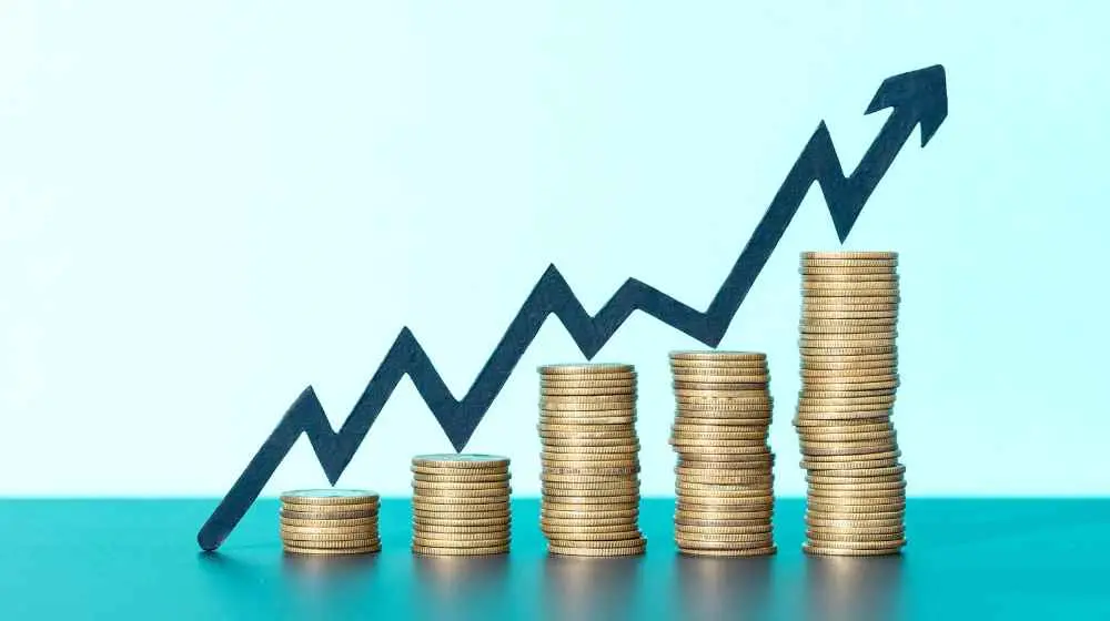 Σε πάνω από €4 δισ. θα εκτοξευθεί το κρατικό μισθολόγιο το 2028