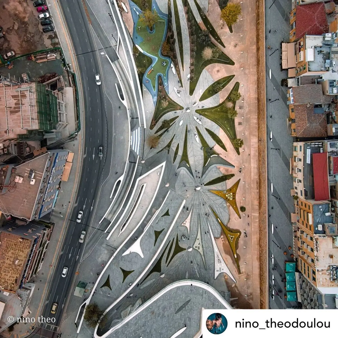 Εντυπωσιακές πανοραμικές εικόνες της Πλατείας Ελευθερίας