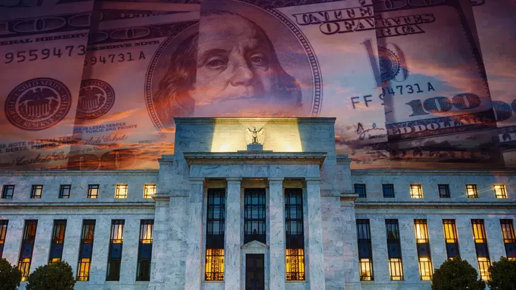 Η Fed να «αντισταθεί στον πειρασμό να δράσει γρήγορα»