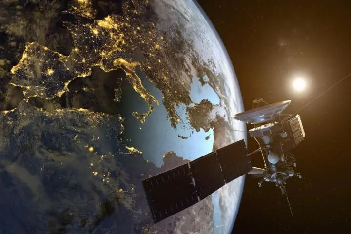 Βρετανία: Επανεντάσσεται στο πρόγραμμα Copernicus της ΕΕ