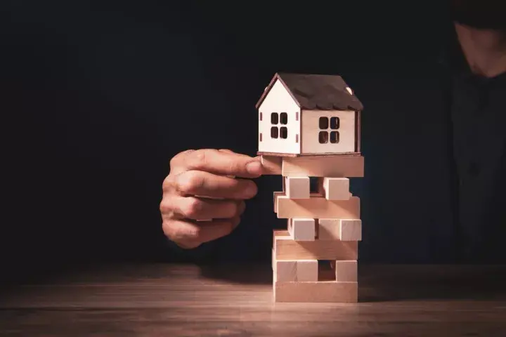 Καλά τα νέα στεγαστικά σχέδια, αλλά η λύση βρίσκεται αλλού