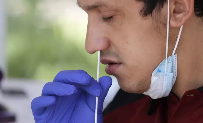 Κυκλοφόρησε γρήγορο Covid-test που γίνεται στο σπίτι